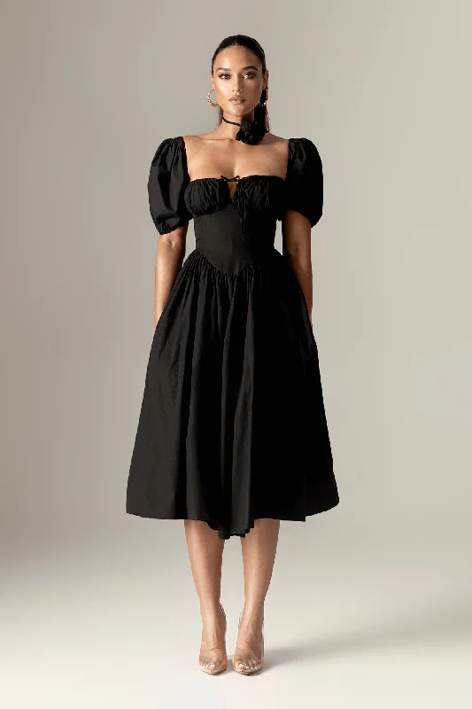 Midi dresses with fringe details for a fun and energetic style Lynette Cotton Bustier Midi Sundress (Black) Midi dresses with fringe details for a fun and energetic style Lynette Cotton Bustier Midi Sundress (Black)