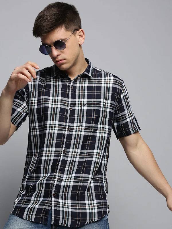 Men's Short - Sleeve Linen Casual Shirts in Light Khaki for a Breathable Summer OptionMen Spread Collar Checked Navy Blue Shirt