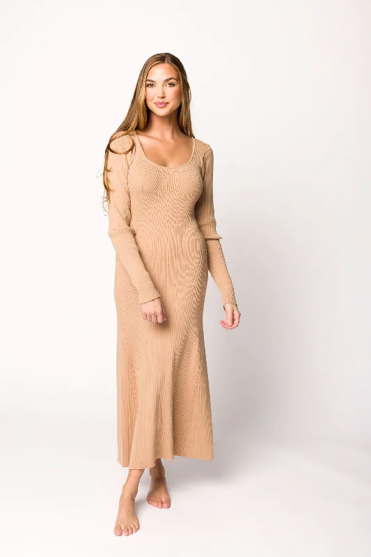Midi dresses with keyhole backs for a flirty and unexpected detail Alison Knit Sweater Maxi Dress in Almond Midi dresses with keyhole backs for a flirty and unexpected detail Alison Knit Sweater Maxi Dress in Almond