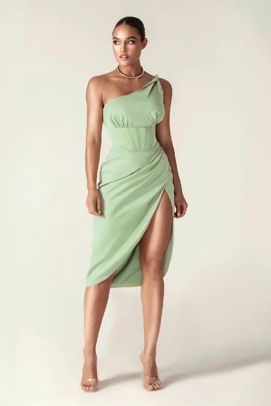 Midi dresses with side slits for a sexy and elegant appearance Harper Corset Satin Midi Dress (Sage Green) Midi dresses with side slits for a sexy and elegant appearance Harper Corset Satin Midi Dress (Sage Green)