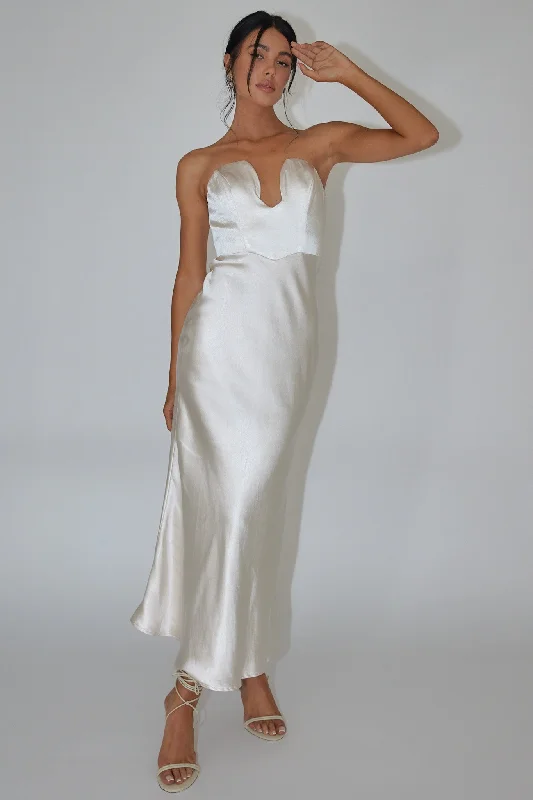 Midi dresses with polka dot prints for a playful summer outfit Encore Strapless Satin Maxi Dress Champagne Midi dresses with polka dot prints for a playful summer outfit Encore Strapless Satin Maxi Dress Champagne