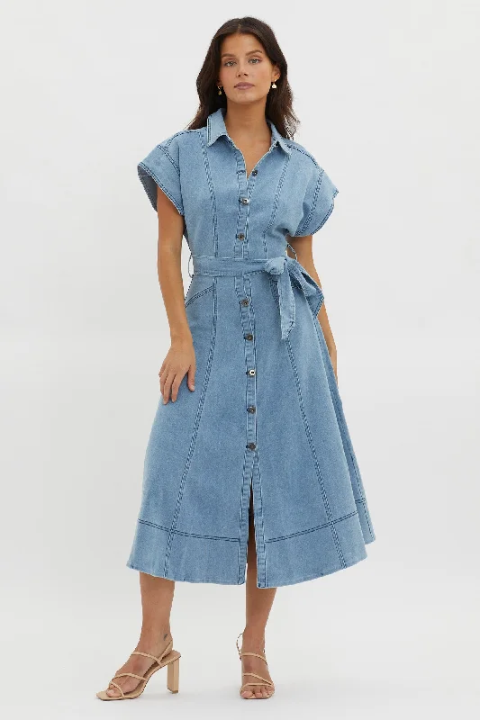 Maxi - inspired midi dresses with flowing fabrics for a beachy vibe Laureen Short Sleeve Midi Dress Denim Blue Maxi - inspired midi dresses with flowing fabrics for a beachy vibe Laureen Short Sleeve Midi Dress Denim Blue