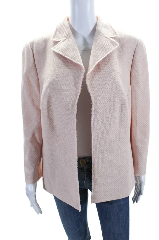 Checkered women's wool coats in a classic pattern for a timeless styleAkris Womens Button Down Long Sleeves Jacket Light Pink Wool Blend Checkered women's wool coats in a classic pattern for a timeless styleAkris Womens Button Down Long Sleeves Jacket Light Pink Wool Blend