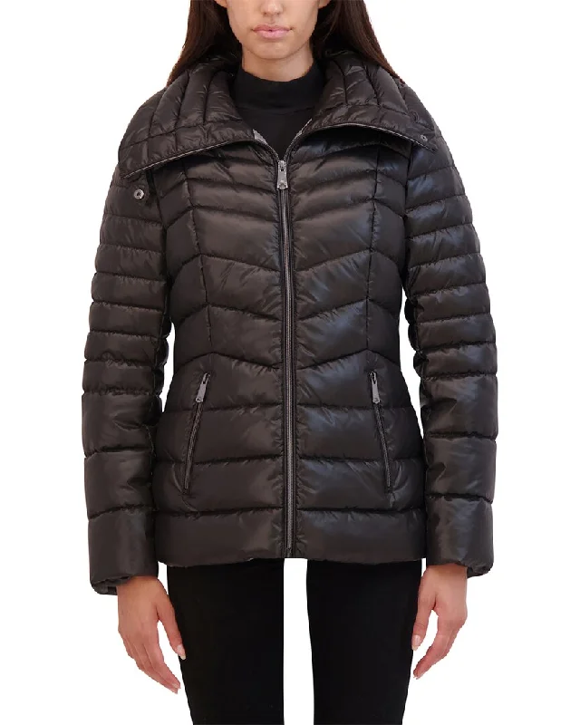 Women's cropped leather coats with silver studs for an edgy lookKenneth Cole Chevron Quilted Cire Puffer Coat Women's cropped leather coats with silver studs for an edgy lookKenneth Cole Chevron Quilted Cire Puffer Coat