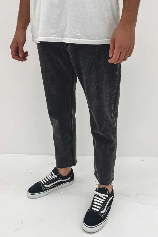 Men's Jeans with a Hidden Coin Pocket for Added ConvenienceRelaxo Chop Jean Stone Black Men's Jeans with a Hidden Coin Pocket for Added ConvenienceRelaxo Chop Jean Stone Black