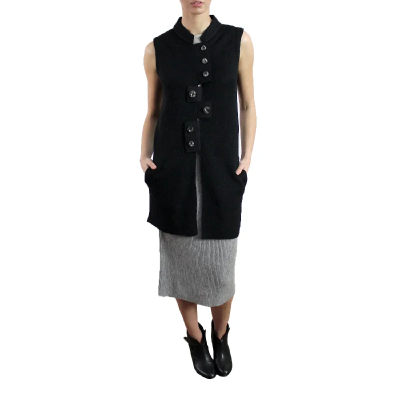 ribbed women cardigan with a classic textureNehru Tabs Alpaca Vest