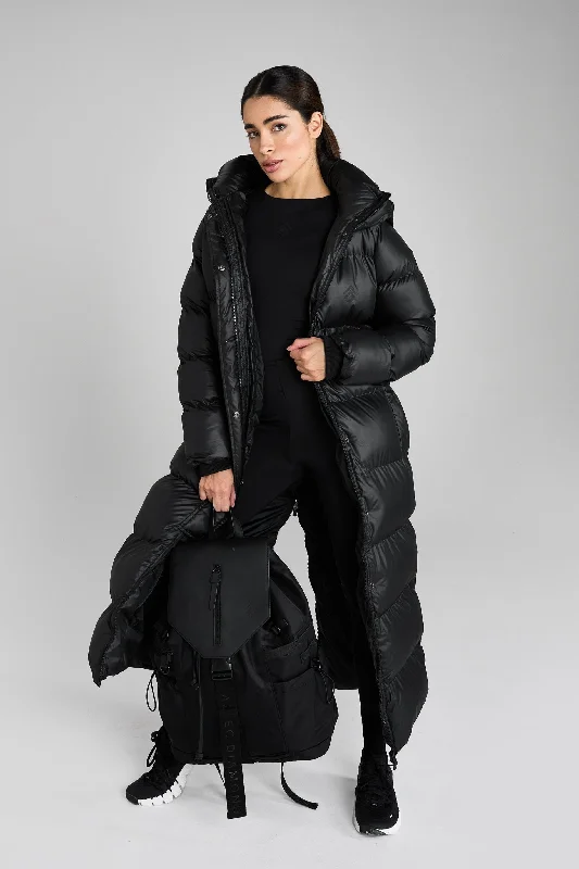 Petite women's wool blend coats with a tailored fit for a flattering silhouetteBlack Heavy Quilted Long Puffer Petite women's wool blend coats with a tailored fit for a flattering silhouetteBlack Heavy Quilted Long Puffer