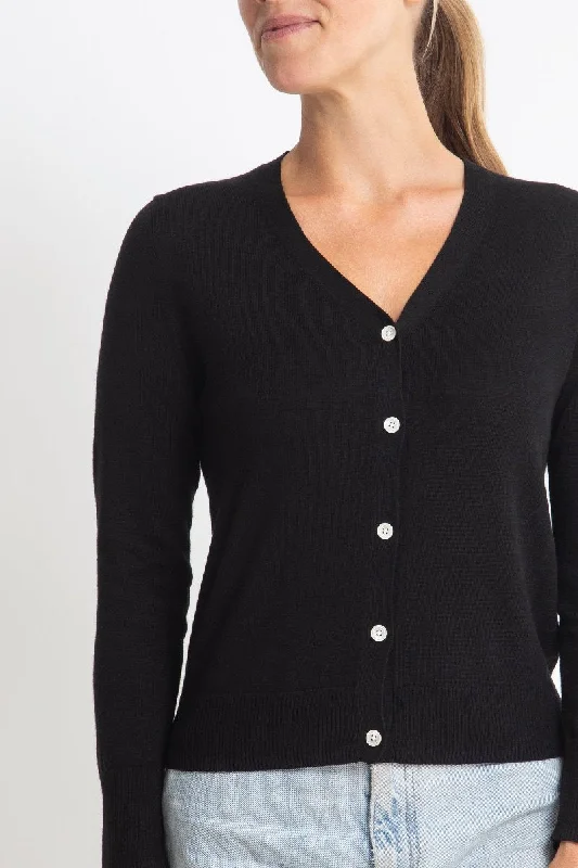 machine washable women cardigan for easy careCotton + Cashmere Superfine V Cardigan in Black machine washable women cardigan for easy careCotton + Cashmere Superfine V Cardigan in Black