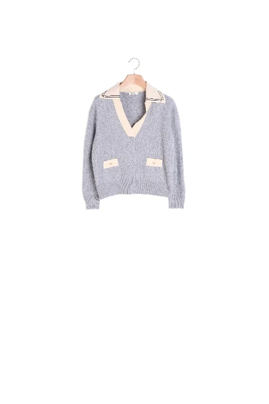 open front women cardigan for easy stylingPull torsadé à col plongeant