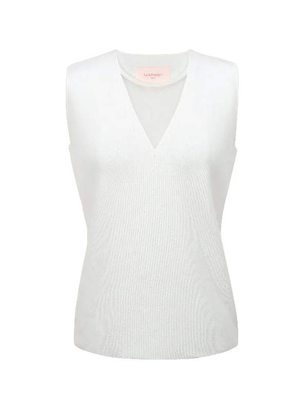 WHITE (001)