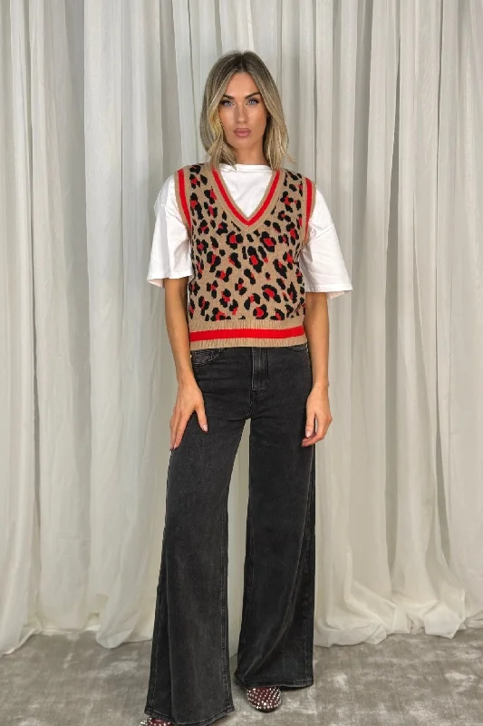 ribbed women cardigan with a classic textureMelanie Red Trim Sleeveless Knit In Leopard ribbed women cardigan with a classic textureMelanie Red Trim Sleeveless Knit In Leopard