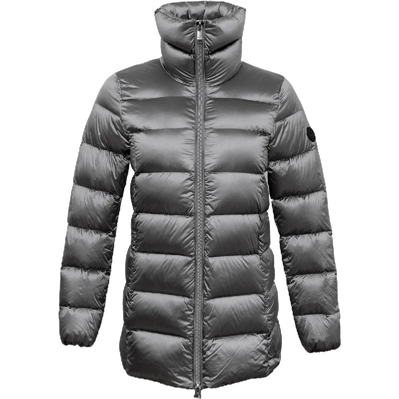 Checkered women's wool coats in a classic pattern for a timeless styleThe Recycled Planet Sade Women's Glossy Quilted Down Coat with Stand Collar Checkered women's wool coats in a classic pattern for a timeless styleThe Recycled Planet Sade Women's Glossy Quilted Down Coat with Stand Collar