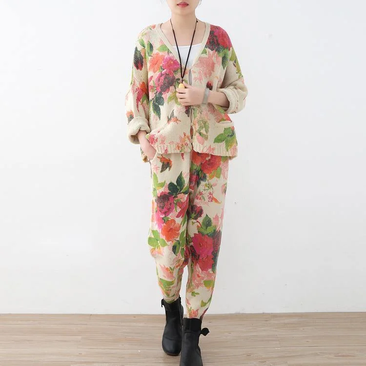 Boat Neck Women's Merino Wool Sweaters in Neutral Shades2018 spring new roses prints cute sweater and knit harem pants casual two pieces