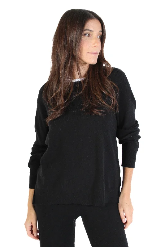 Plus Size Women's Ruffled Hem Sweaters in Floral PrintsClaret Black Sweater