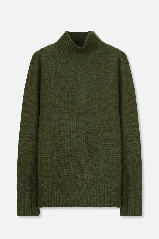 Plus Size Women's Belted Cable Knit SweatersBERWICK TURTLENECK SWEATER IN CASHMERE MERINO 4 PLY KNIT