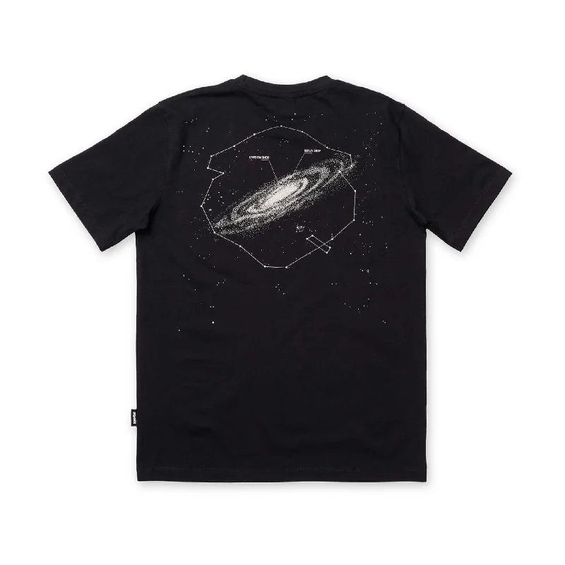 Muscle Women T Shirt for a Sporty and Casual LookNightwalk