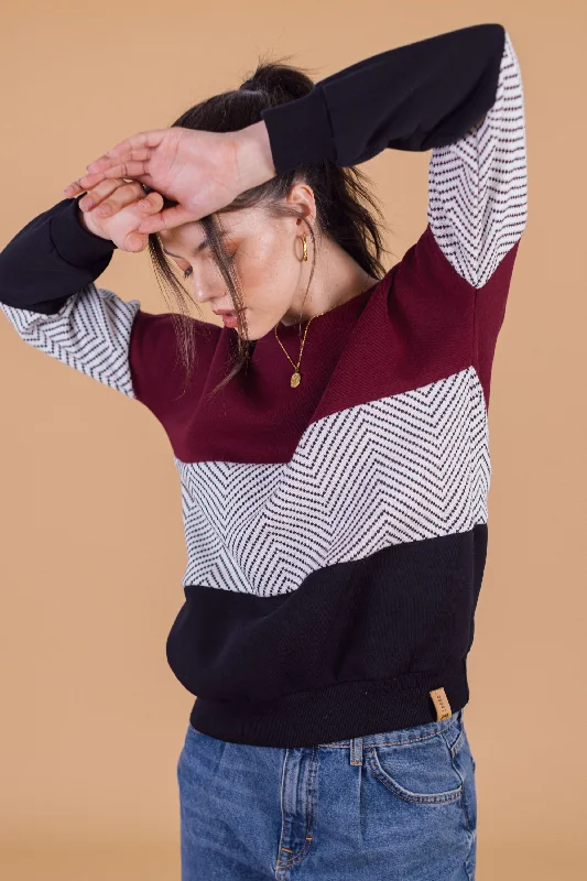 Plus Size Women's Oversized Chunky Knit SweatersSweater Mia Black, Herringbone and Burgundy Plus Size Women's Oversized Chunky Knit SweatersSweater Mia Black, Herringbone and Burgundy