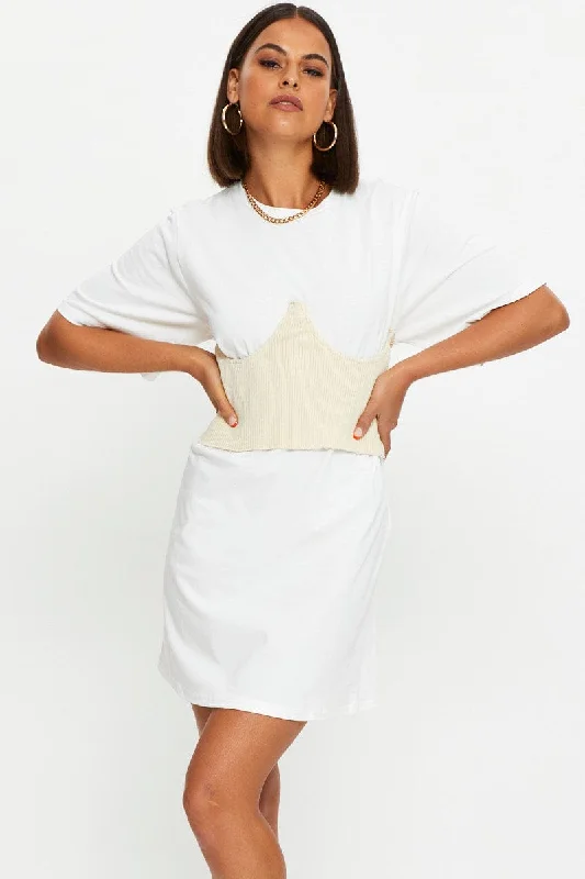 Plus Size Women's Fit - and - Flare Sweater Dresses with Ruffled HemWhite Knitted Corset Belt And T Shirt Dress Plus Size Women's Fit - and - Flare Sweater Dresses with Ruffled HemWhite Knitted Corset Belt And T Shirt Dress