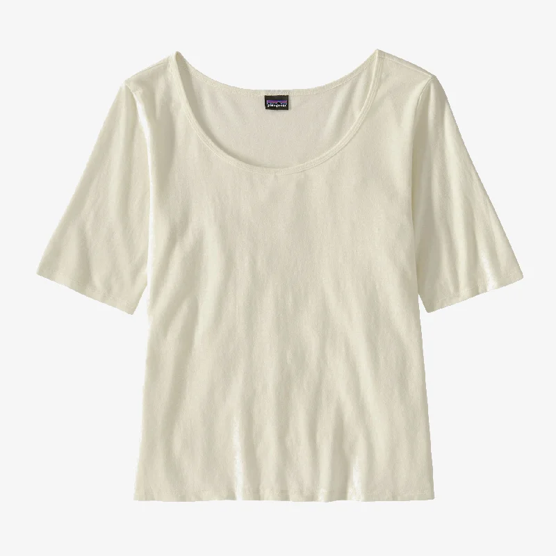 Graphic Print Women T Shirt for a Trendy StatementWomen's Trail Harbor T-Shirt