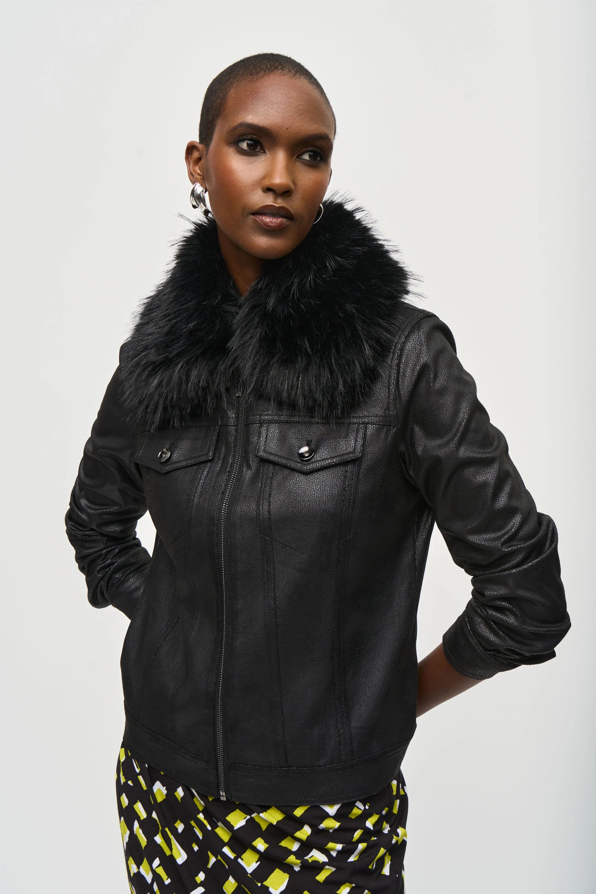 Women's trench coats with a removable belt for customizable stylingFaux Fur Collar Suede Jacket 243907 Women's trench coats with a removable belt for customizable stylingFaux Fur Collar Suede Jacket 243907