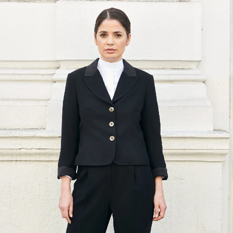 Women's bomber jackets with floral embroidery for a feminine and unique designJennifer Tailored Wool Crepe Jacket Women's bomber jackets with floral embroidery for a feminine and unique designJennifer Tailored Wool Crepe Jacket