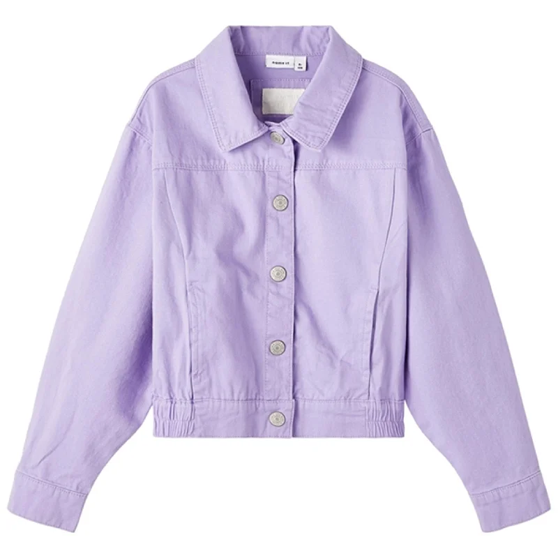 Women's quilted puffer jackets in a cropped silhouette for a modern twistName it Sand Verbena Lise Twill Jacket Women's quilted puffer jackets in a cropped silhouette for a modern twistName it Sand Verbena Lise Twill Jacket