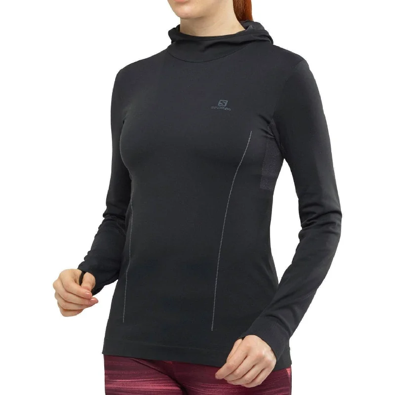 Women's sweatshirt with a mesh panel insert for breathability during workoutsSalomon Comet Seamless Womens Running Hoody - Black Women's sweatshirt with a mesh panel insert for breathability during workoutsSalomon Comet Seamless Womens Running Hoody - Black