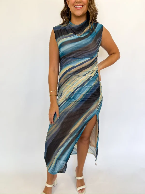 Shift Women Dress with a Simple and Classic Design for Everyday Wear Shift Women Dress with a Simple and Classic Design for Everyday Wear Blue Oslo Midi Dress Shift Women Dress with a Simple and Classic Design for Everyday Wear Shift Women Dress with a Simple and Classic Design for Everyday Wear Blue Oslo Midi Dress