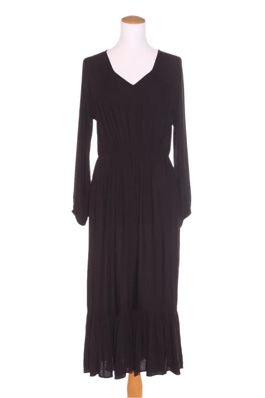 Empire Waist Women Dress to Accentuate the Bust and Conceal the Waist Empire Waist Women Dress to Accentuate the Bust and Conceal the Waist ISLE OF MINE - Elastic waist midi dress! 12-14 Empire Waist Women Dress to Accentuate the Bust and Conceal the Waist Empire Waist Women Dress to Accentuate the Bust and Conceal the Waist ISLE OF MINE - Elastic waist midi dress! 12-14