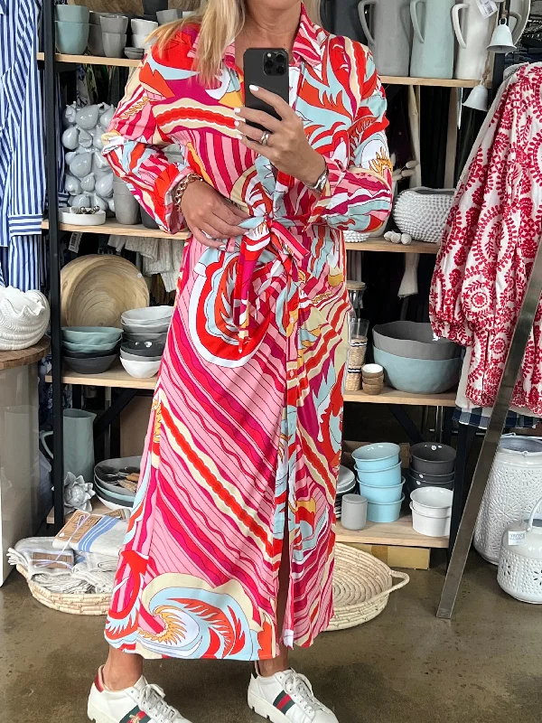 Long - Sleeve Women Dress in Velvet for a Luxurious Winter Look Long - Sleeve Women Dress in Velvet for a Luxurious Winter Look Pucci Swirl Shirt Dress