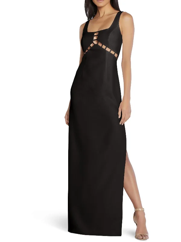 Backless Women Dress for a Sexy and Alluring Look at Evening Events Backless Women Dress for a Sexy and Alluring Look at Evening Events Womens Cut-Out Maxi Evening Dress