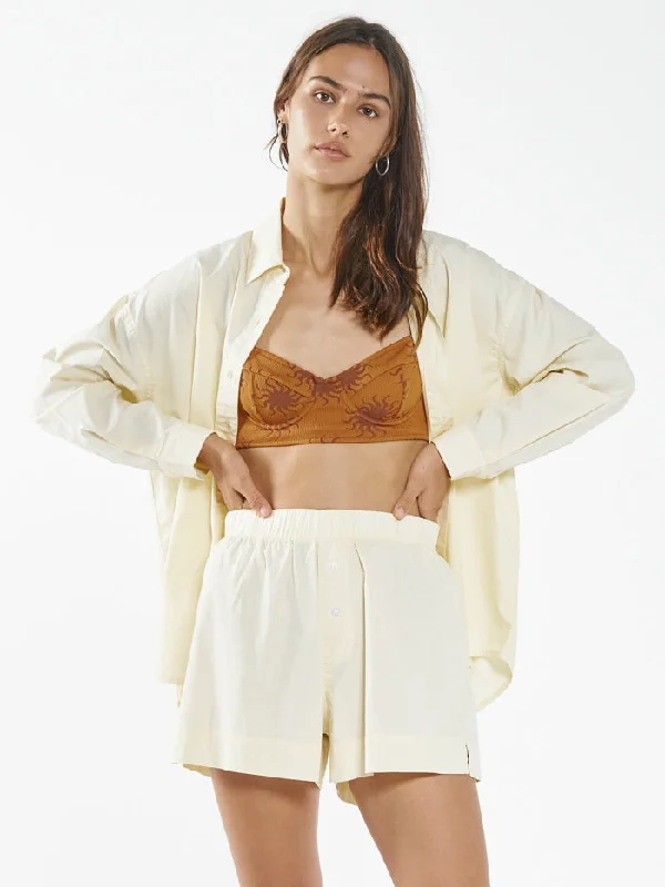 Denim Women Shorts with Distressed Details for a Casual VibeArchie Boxer Short - Sunlight Denim Women Shorts with Distressed Details for a Casual VibeArchie Boxer Short - Sunlight