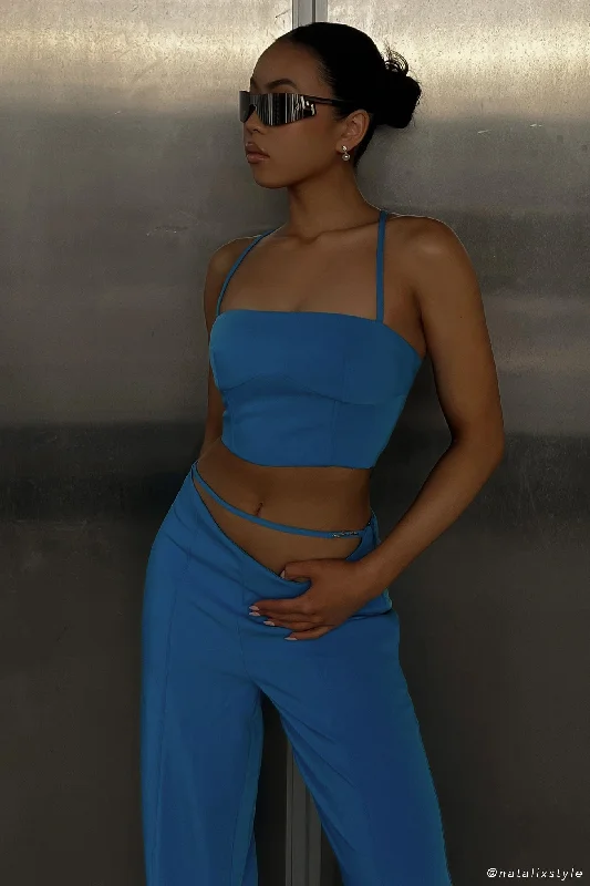 Crochet - Knit Women's Crop Top in Cream for a Bohemian and Artisanal LookBahar Seam Line Crop Top - Azure Blue Crochet - Knit Women's Crop Top in Cream for a Bohemian and Artisanal LookBahar Seam Line Crop Top - Azure Blue