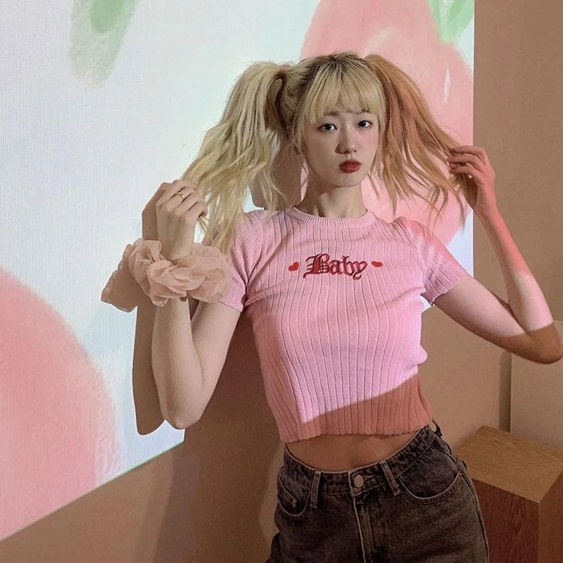 Long - Sleeve Women's Ribbed Crop Top in Beige for a Stylish and Cozy Fall OutfitBarbie Embroidered Crop Top Long - Sleeve Women's Ribbed Crop Top in Beige for a Stylish and Cozy Fall OutfitBarbie Embroidered Crop Top