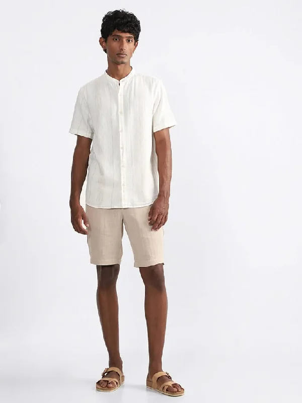 Cargo Women Shorts with Multiple Pockets for FunctionalityETA Taupe Cotton Slim-Fit Mid-Rise Shorts Cargo Women Shorts with Multiple Pockets for FunctionalityETA Taupe Cotton Slim-Fit Mid-Rise Shorts