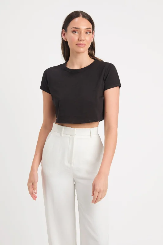 Crochet - Knit Women's Crop Top in Cream for a Bohemian and Artisanal LookJasmin Crop Tee Crochet - Knit Women's Crop Top in Cream for a Bohemian and Artisanal LookJasmin Crop Tee
