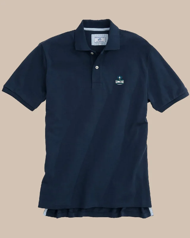 Polo shirt with a drawstring hem for an adjustable fitNorth Carolina Wilmington Pique Polo Shirt Polo shirt with a drawstring hem for an adjustable fitNorth Carolina Wilmington Pique Polo Shirt