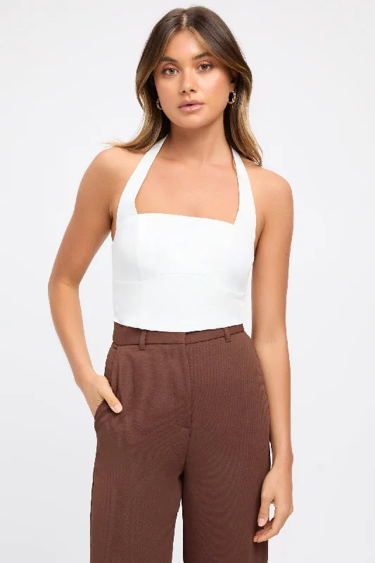 Crochet - Knit Women's Crop Top in Cream for a Bohemian and Artisanal LookOyster Curved Halter Top Crochet - Knit Women's Crop Top in Cream for a Bohemian and Artisanal LookOyster Curved Halter Top