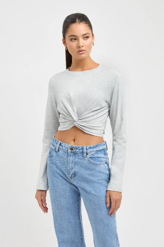 Long - Sleeve Women's Ribbed Crop Top in Beige for a Stylish and Cozy Fall OutfitRenny Long Sleeve Top Long - Sleeve Women's Ribbed Crop Top in Beige for a Stylish and Cozy Fall OutfitRenny Long Sleeve Top