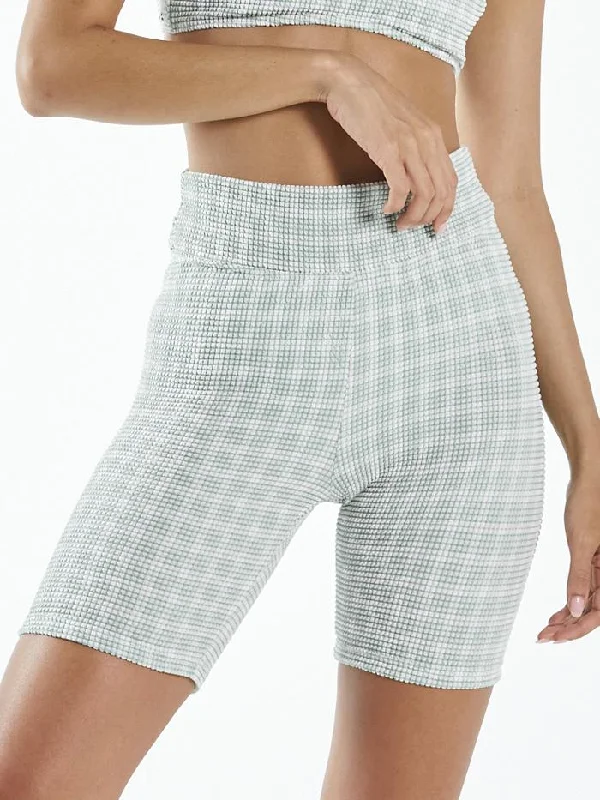 Linen Women Shorts for Breathable Comfort in Hot WeatherStudio Bike Short - Mint