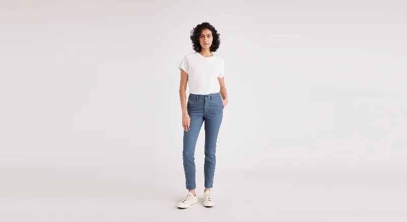 Plus Size Women Shorts with a Comfortable and Stylish FitWeekend Chinos, Skinny Fit